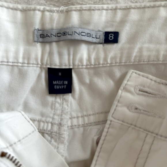 Bandolino Blu White Capris - Picture 3 of 6